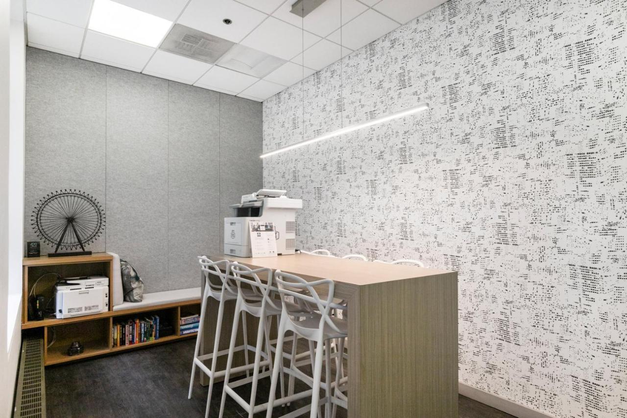 Streeterville 2br W Deck Gym Nr Park Chi-589 *