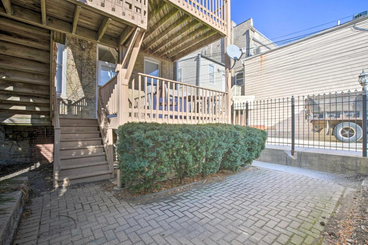 Elegant Retreat With Spacious Balcony!
