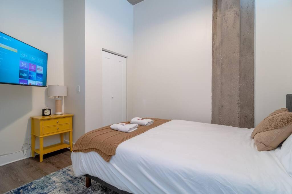 Mccormick Place Secret Oasis With Optional Parking For Up To 8 Guests Chicago