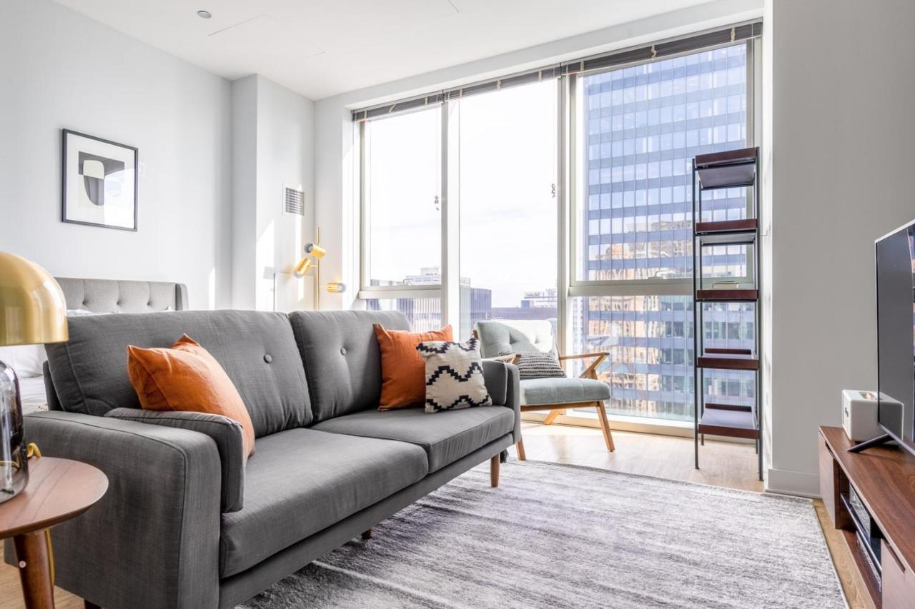 Apartment Loop W Gym Pool Nr Riverwalk Chi-240 Chicago