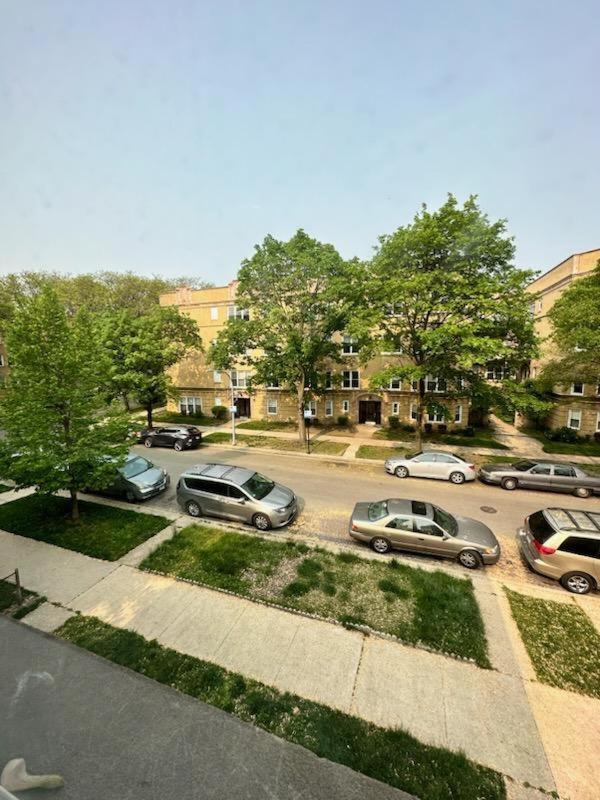 Apartment Roger's Park 2 Bedroom Spacious With Free Parking