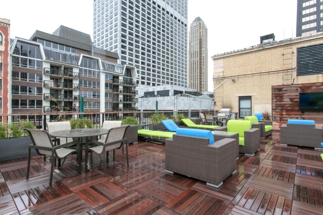 Gold Coast 1br W Gym Roof Nr Mag Mile Chi-622 Chicago