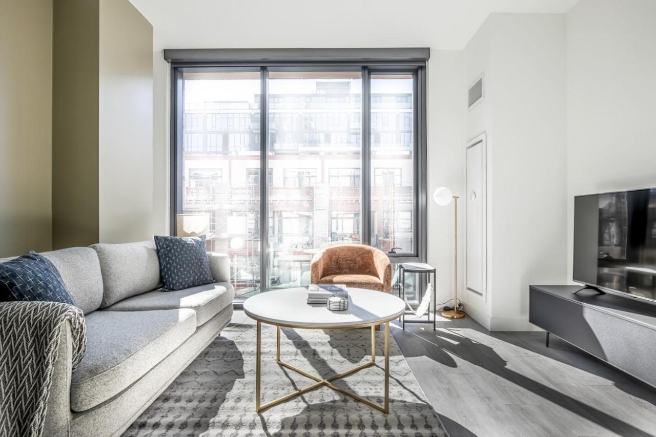 West Loop W Wd Gym Lounge Nr L Chi-773 Chicago