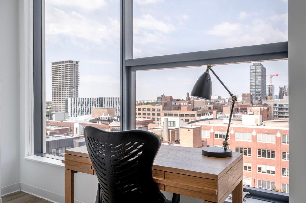 Apartment West Loop 2br W Theater Gym Nr Restaurant Row Chi-950
