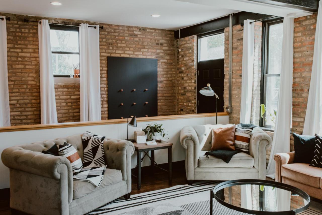 The Wellington Apartment Chicago