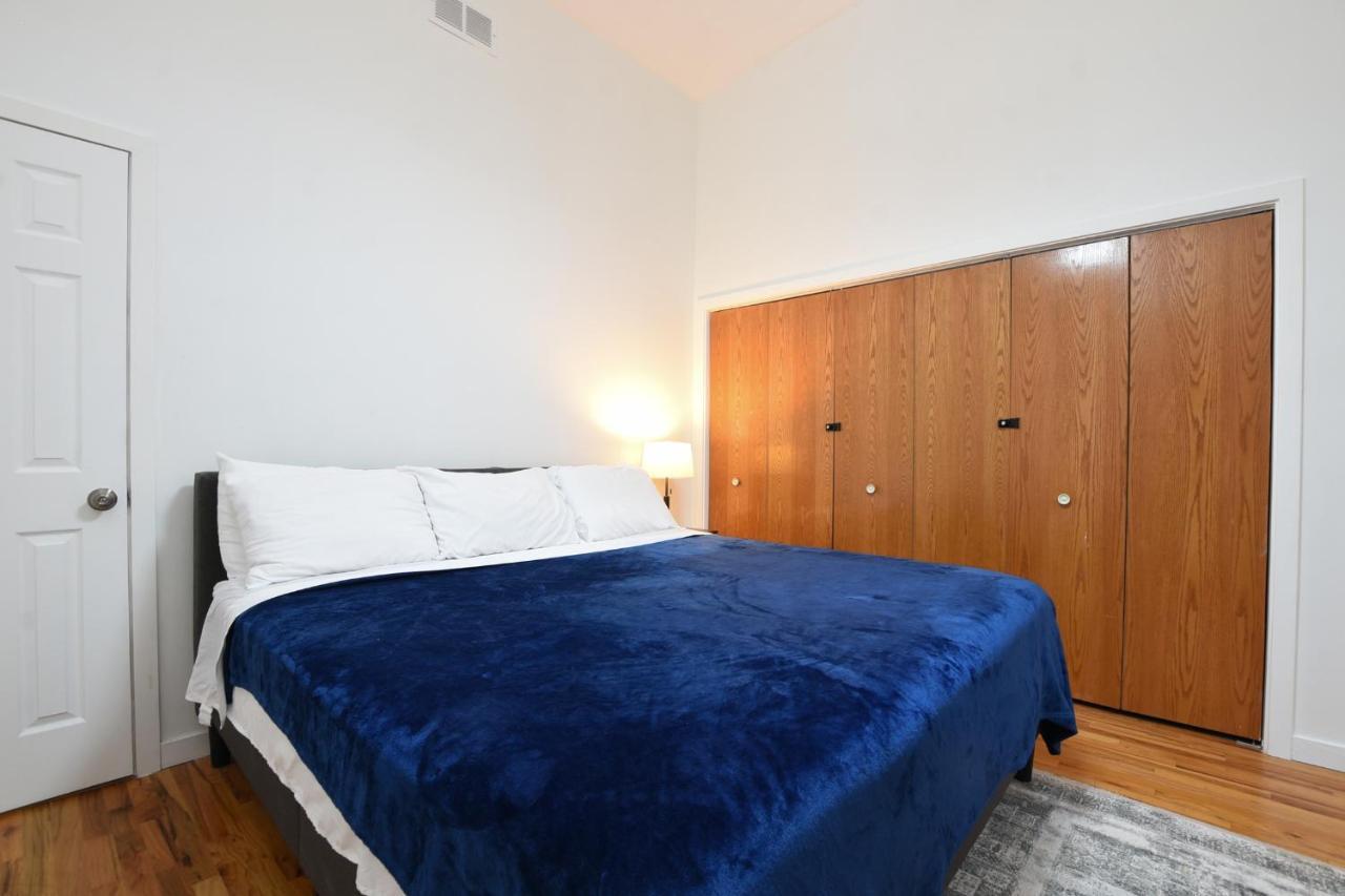 Cozy, Bright And A Great Location! Apartment