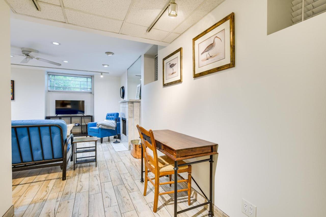 Apartment Lincoln Park Walk To Beach, Shops And Dining! *