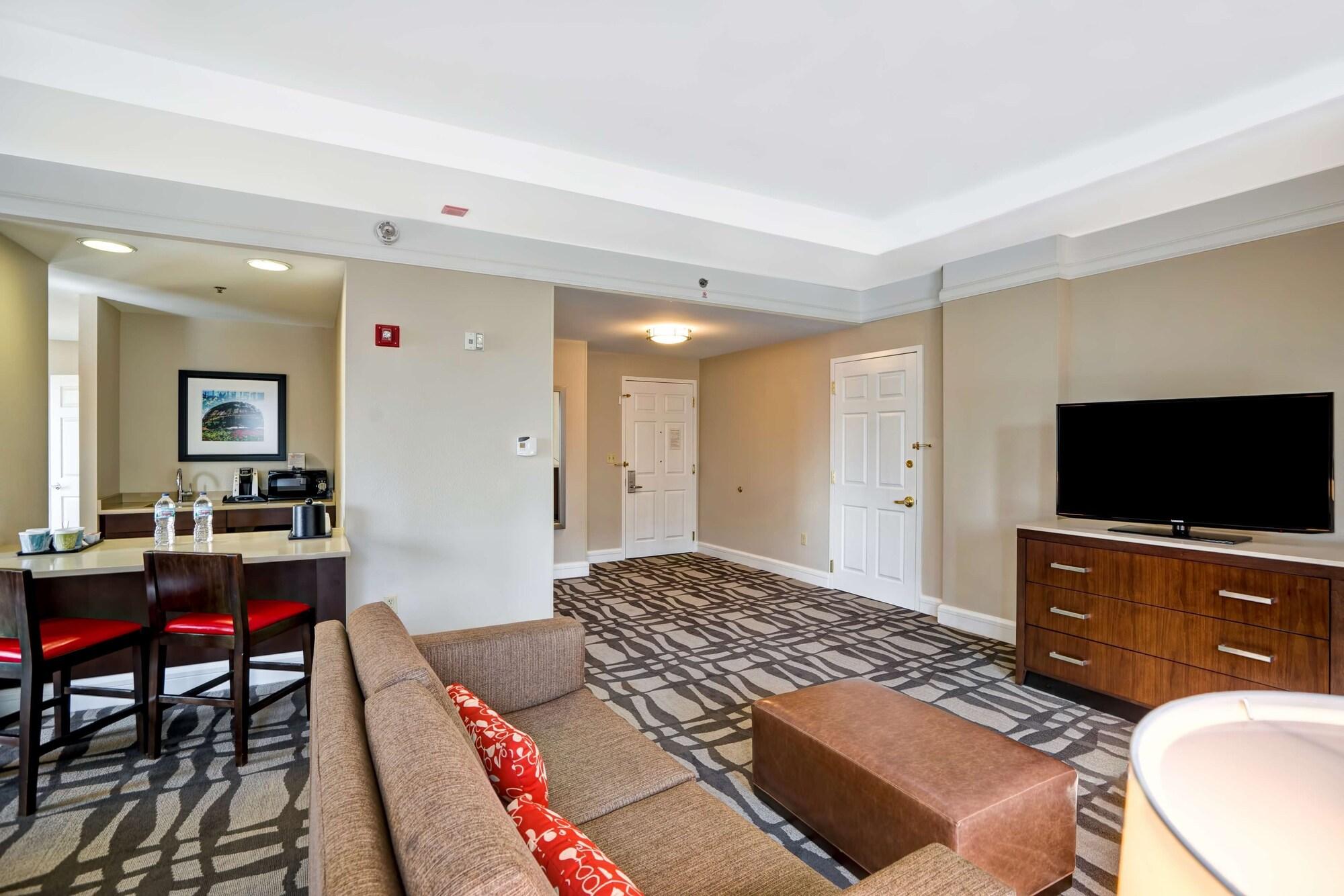Hotel Hilton Garden Downtown/magnificent Mile 3*