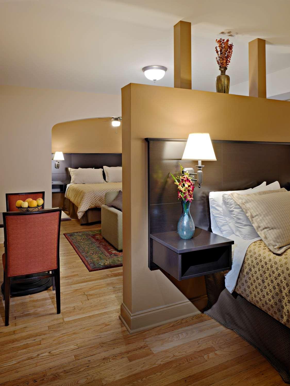 Western Hawthorne Terrace 3* Chicago