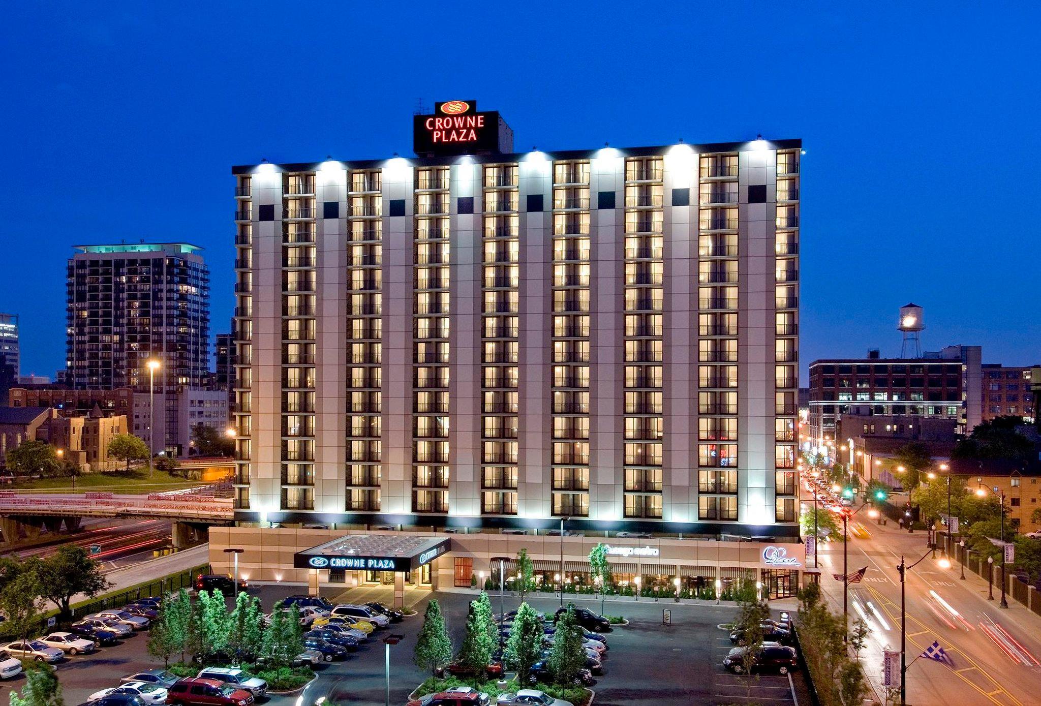 Crowne Plaza - West Loop By Ihg 3*