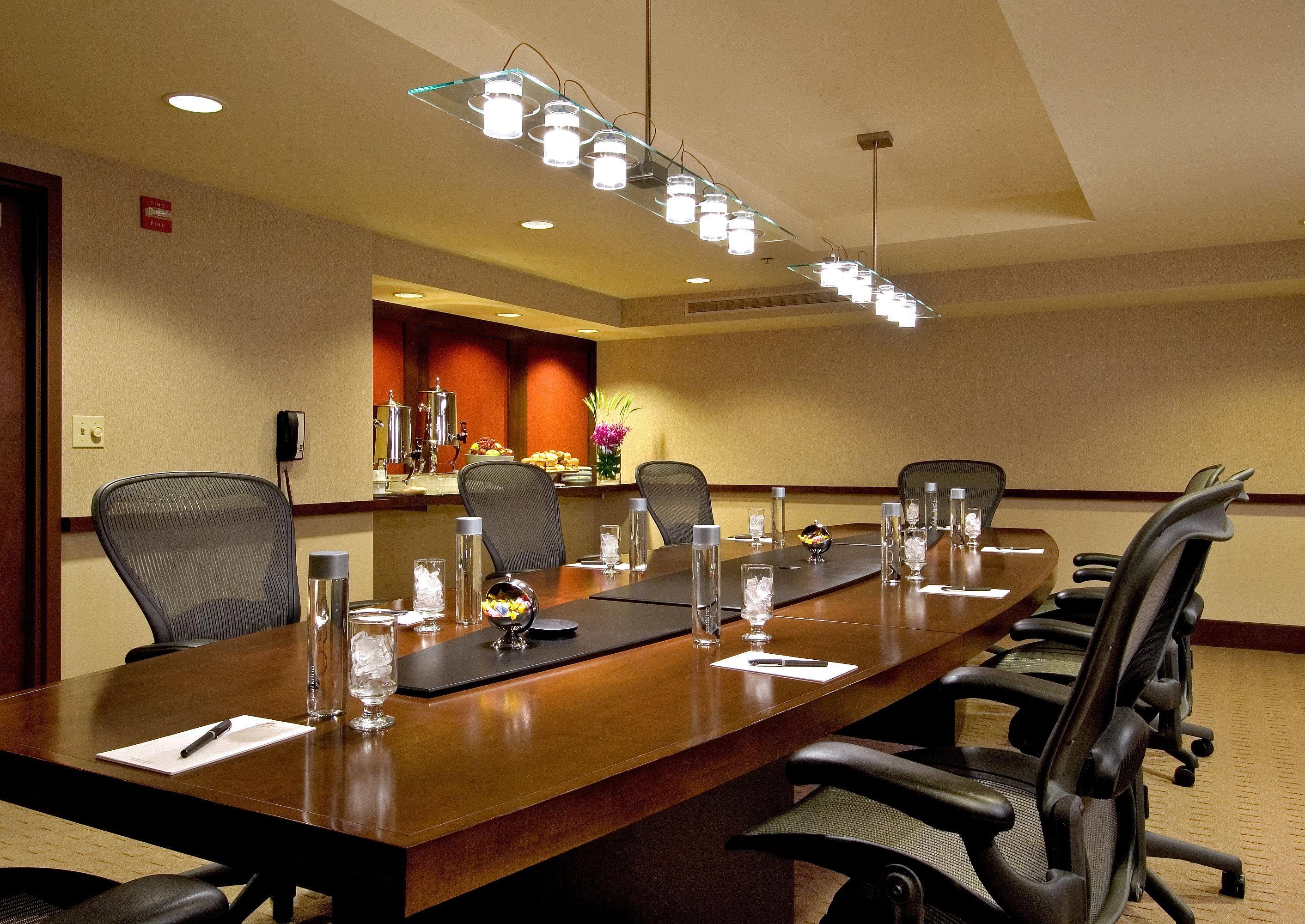Hotel Crowne Plaza - West Loop By Ihg