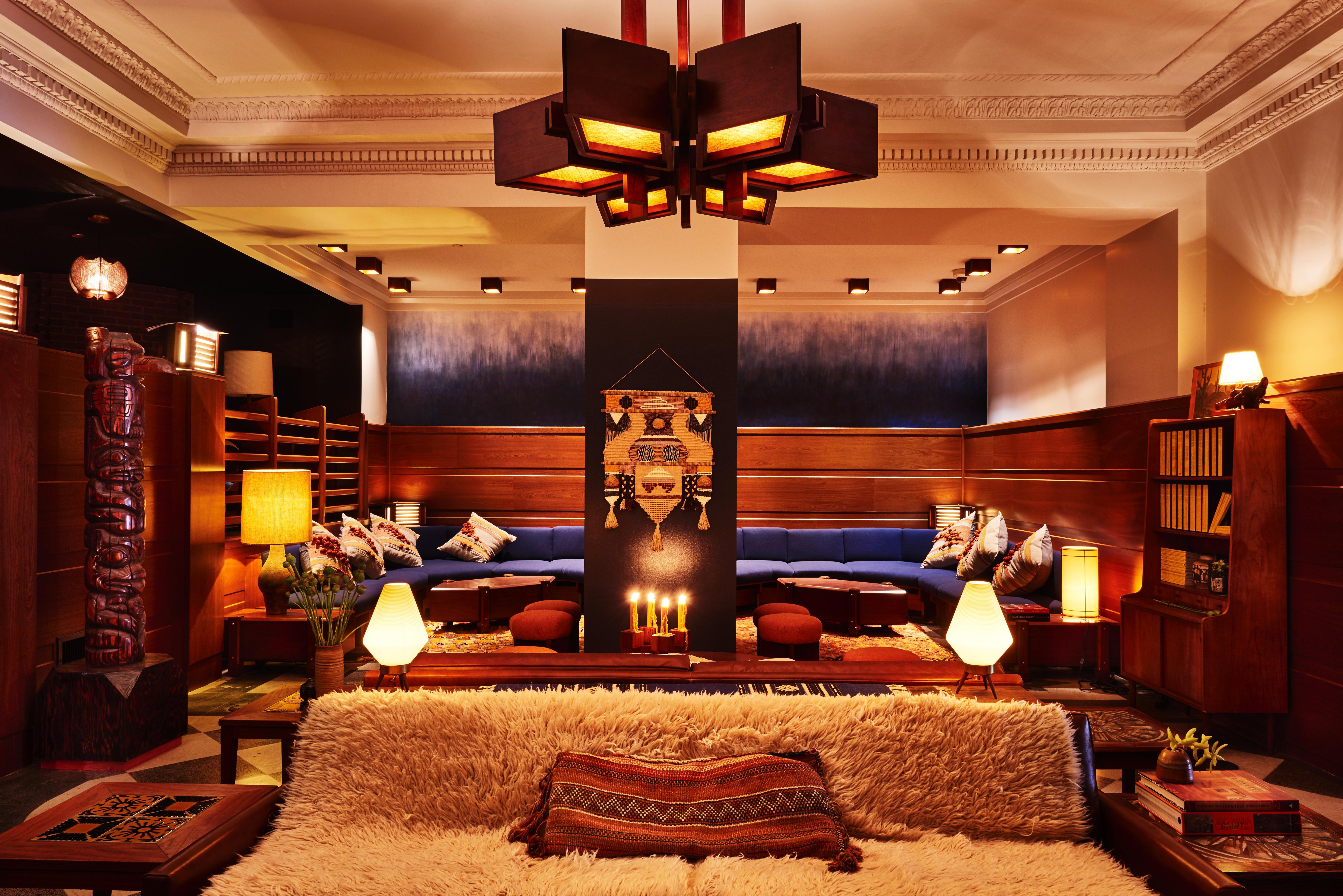 Hotel Freehand 4*