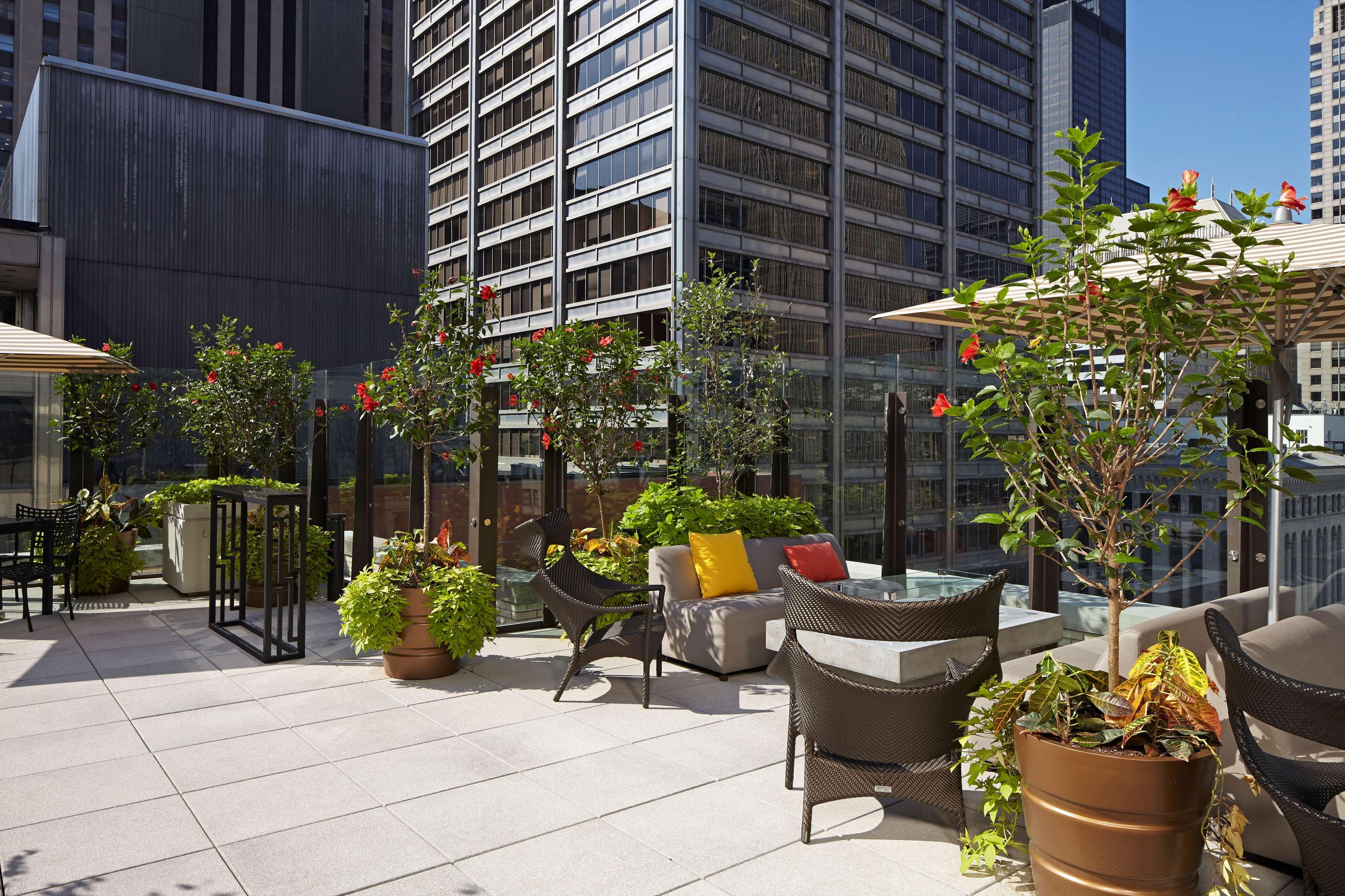 Hyatt Centric The Loop 4*