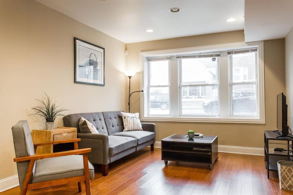 Apartment One In An Haven Chicago