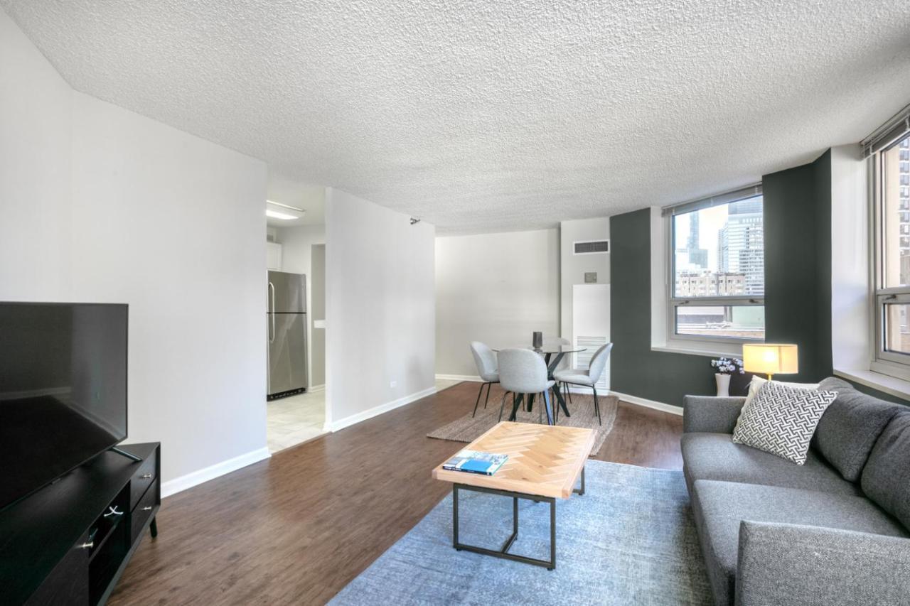 River N 1br W Gym Wd Nr Magnificent Mile Chi-162