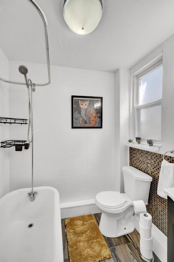 Logan Square Coach House * Chicago