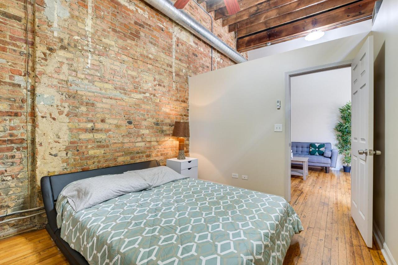 Loft Walk To Soldier Field! Apartment Chicago