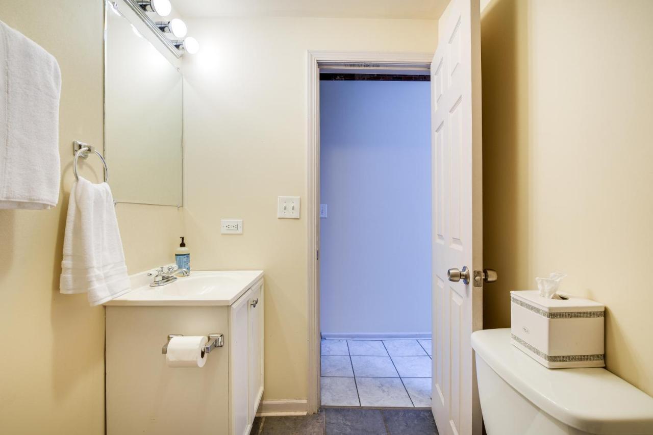 Loft Walk To Soldier Field! Apartment