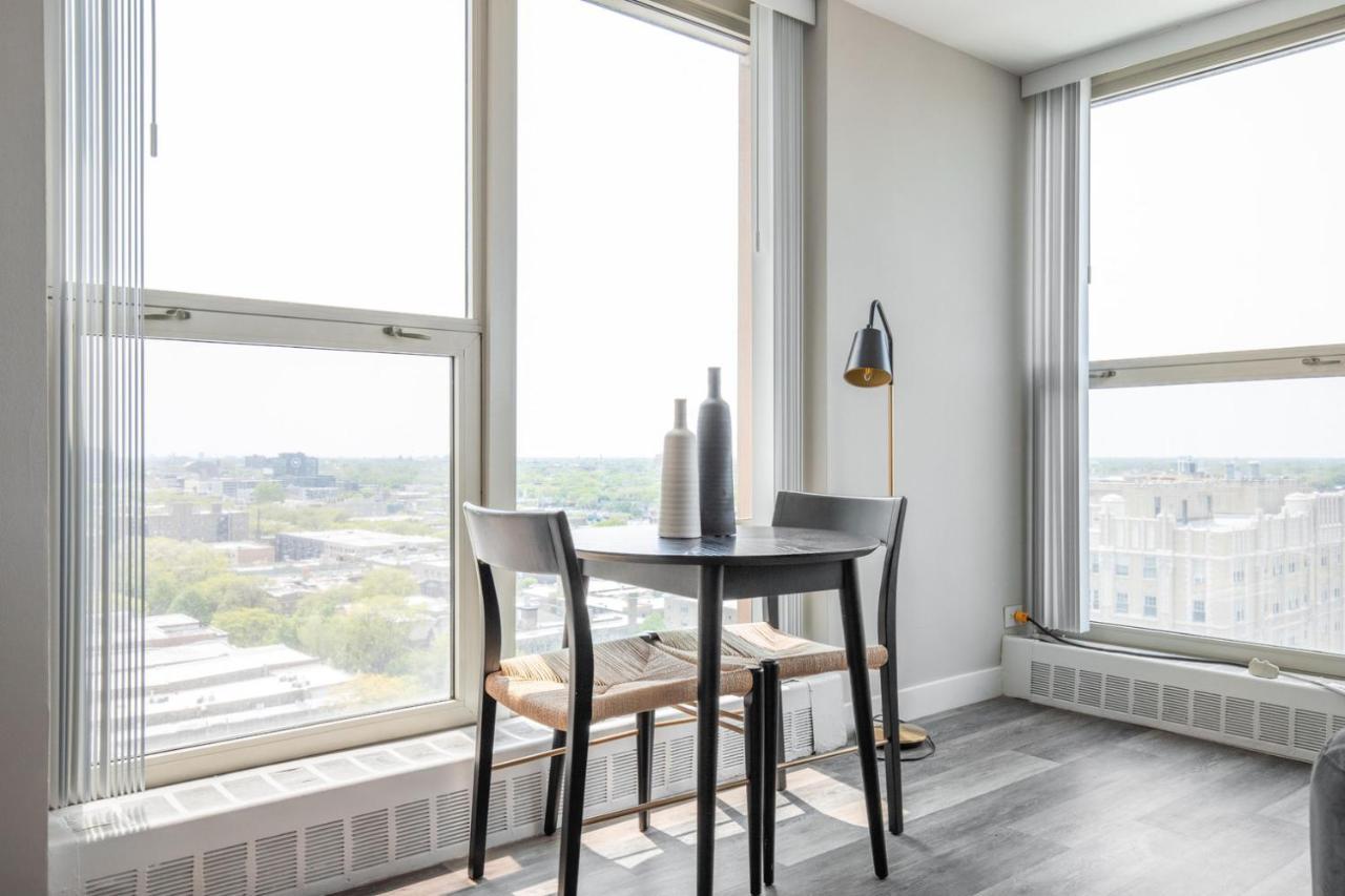 Edgewater 1br W Gym Deck Lounge Nr L Chi-924 Apartment Chicago