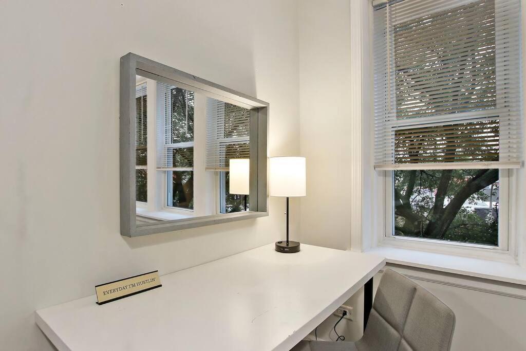 Modern & Furnished 2br Apt With In-unit Laundry - Sunnyside 2e Chicago