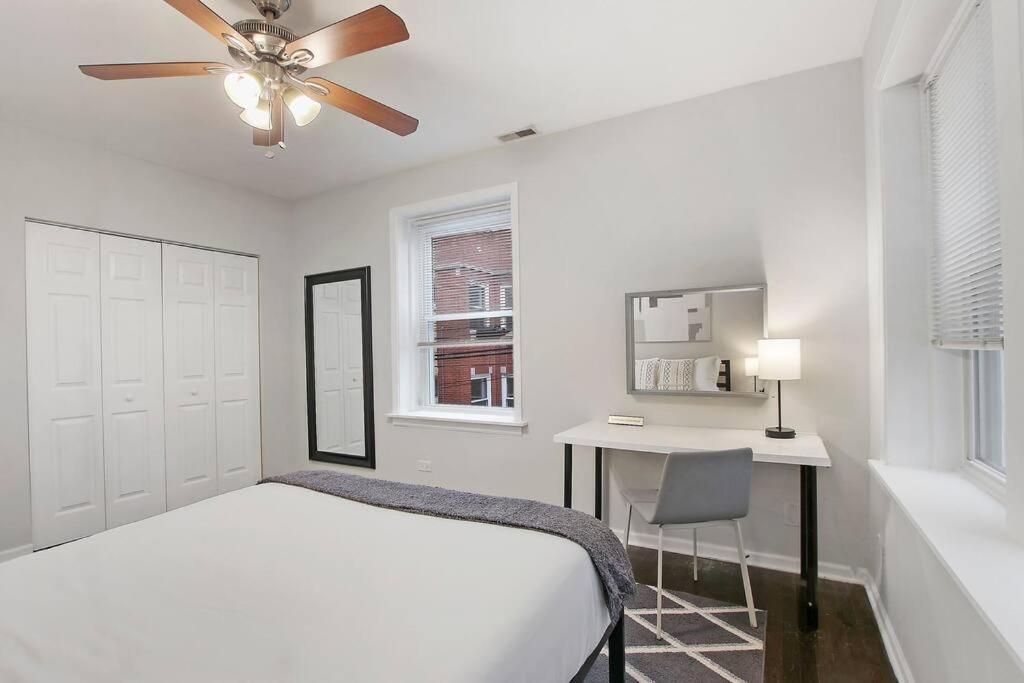 Modern & Furnished 2br Apt With In-unit Laundry - Sunnyside 2e *