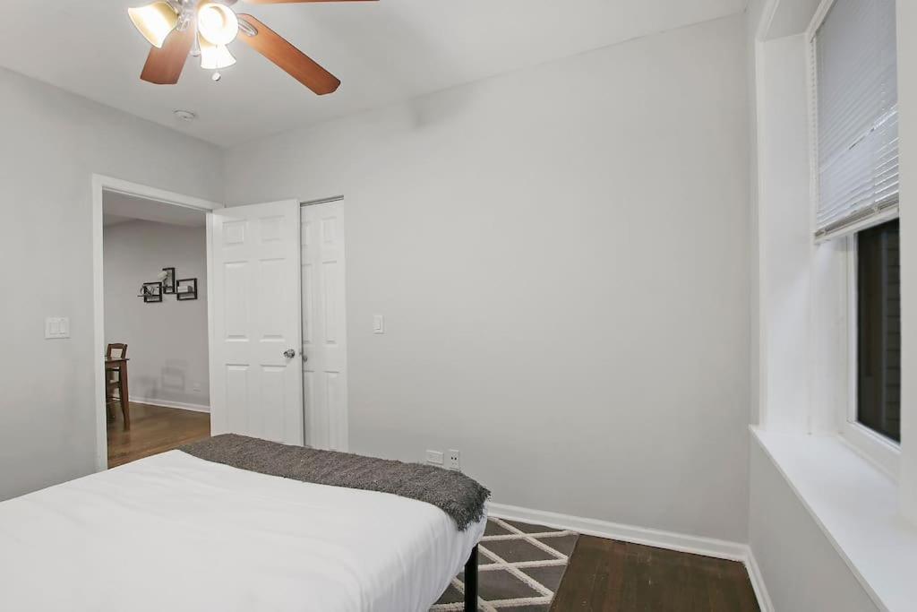 Modern & Furnished 2br Apt With In-unit Laundry - Sunnyside 2e Chicago