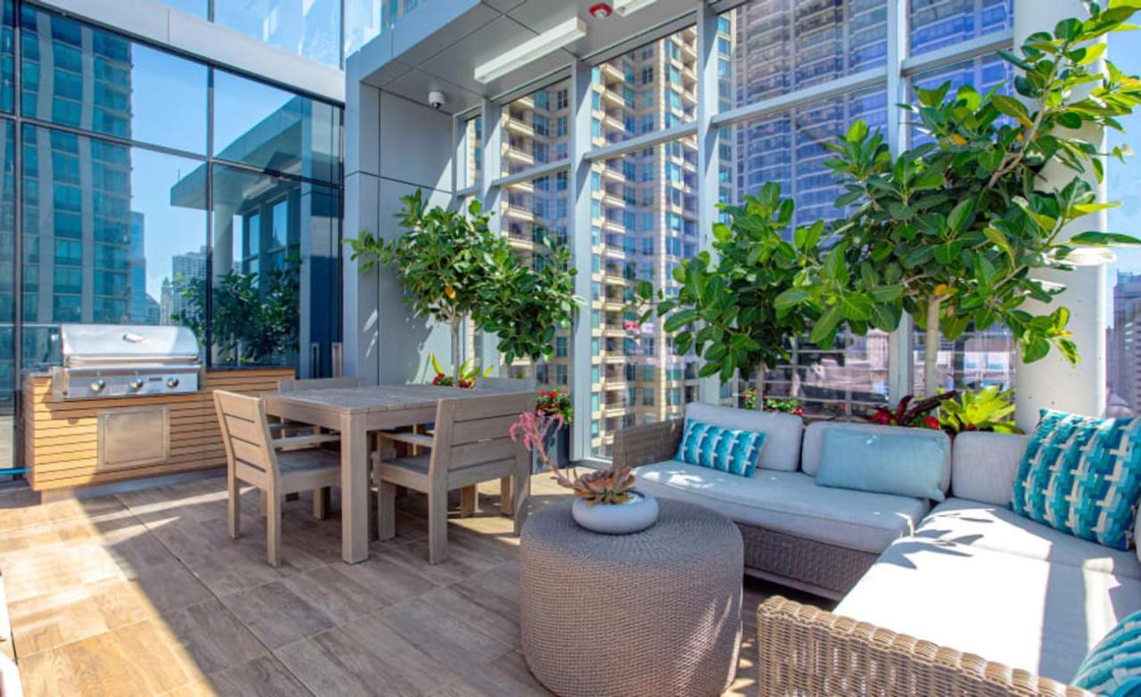 River North Jr 1br W Game Nr L Chi-971 Apartment *