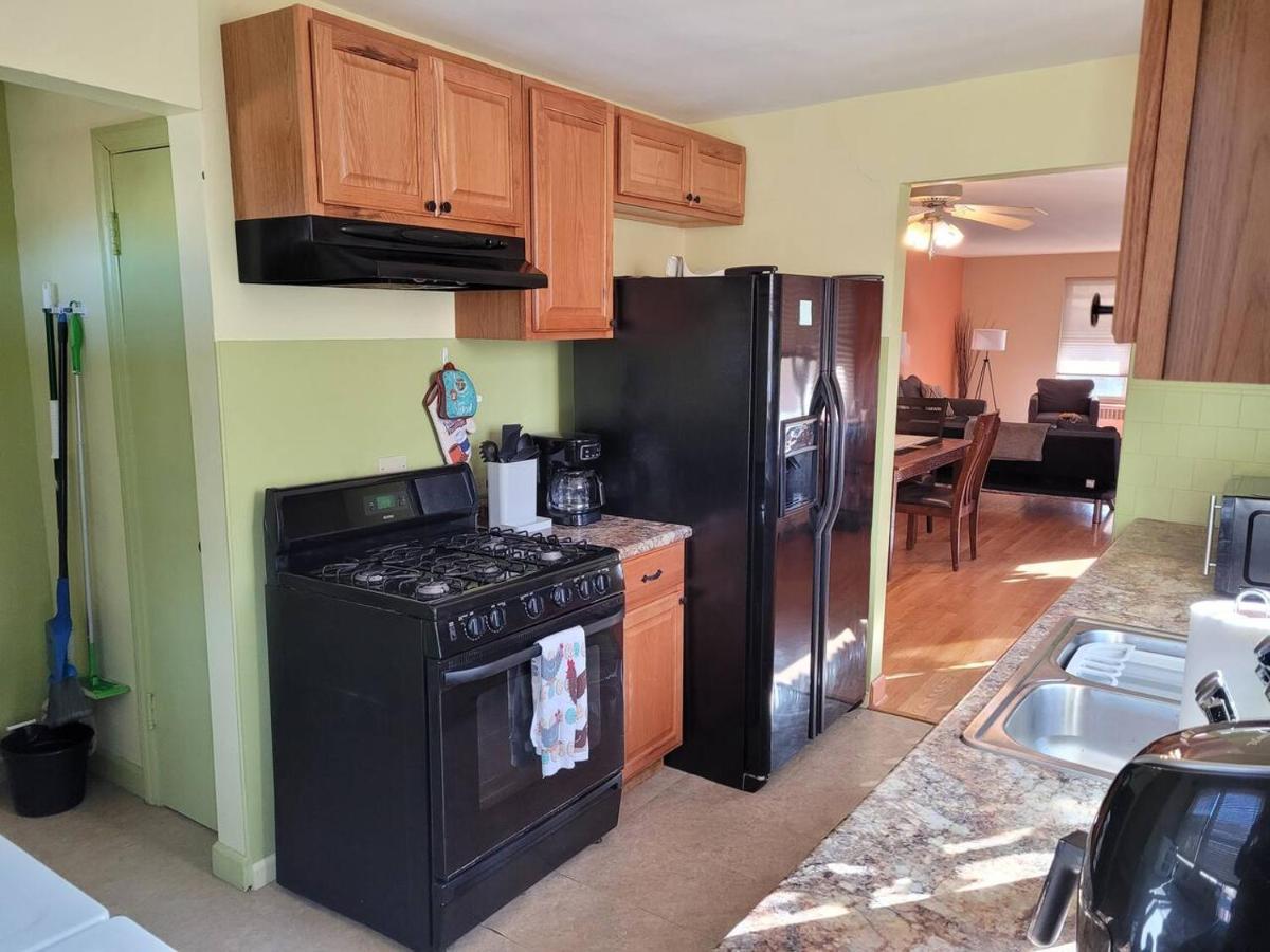 Apartment Great Getaway 2 Bedrooms Sleeps 1 To 4 Chicago
