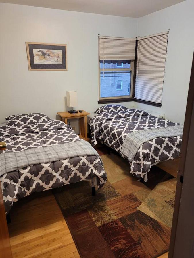 Apartment Great Getaway 2 Bedrooms Sleeps 1 To 4 Chicago