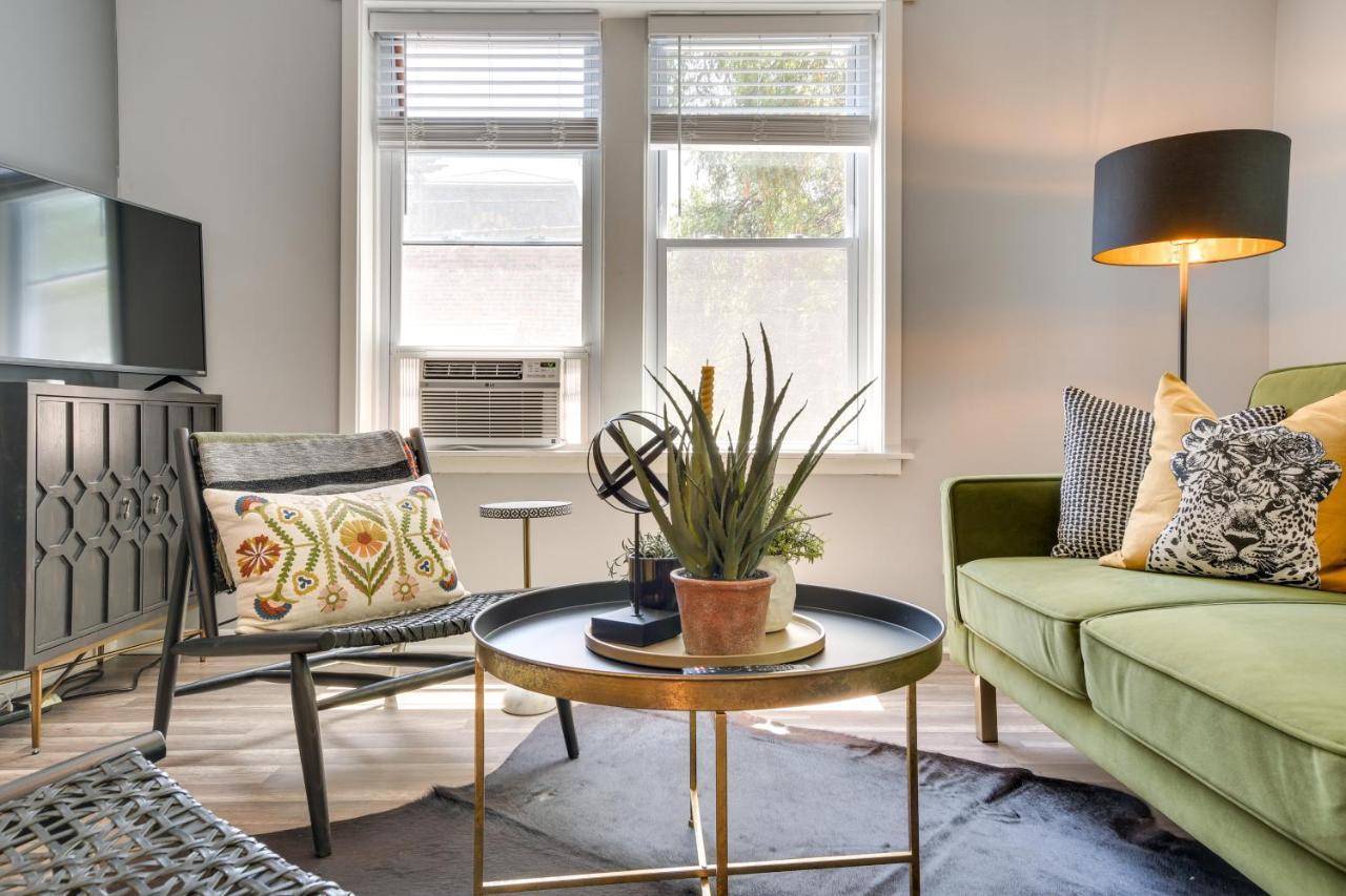 Apartment Near Lincoln Park And Depaul! *