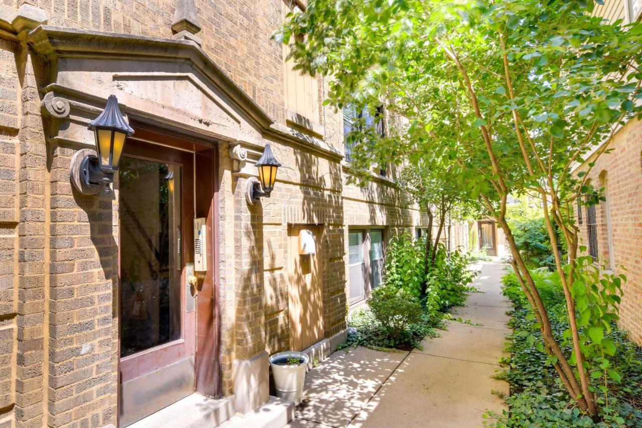Near Lincoln Park And Depaul! * Chicago