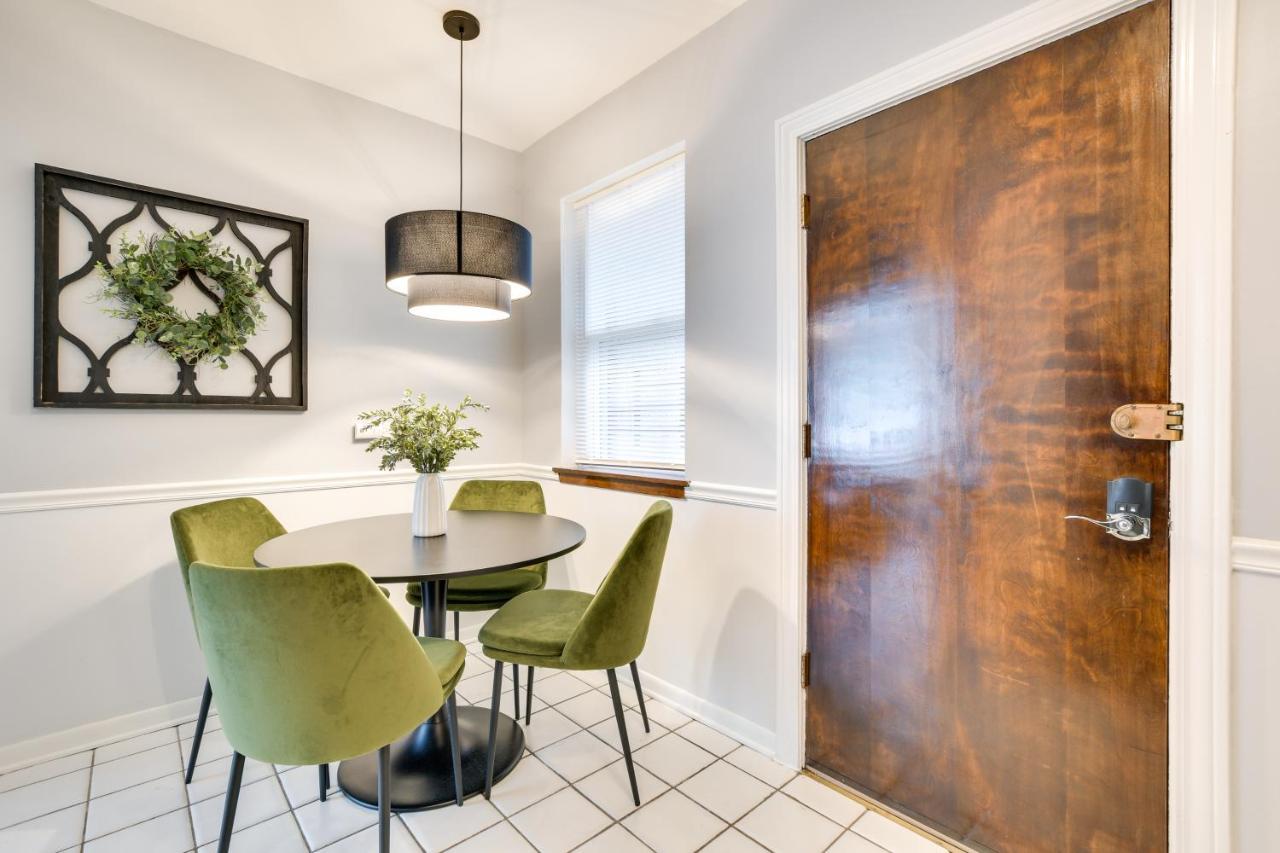 Apartment Near Lincoln Park And Depaul! *