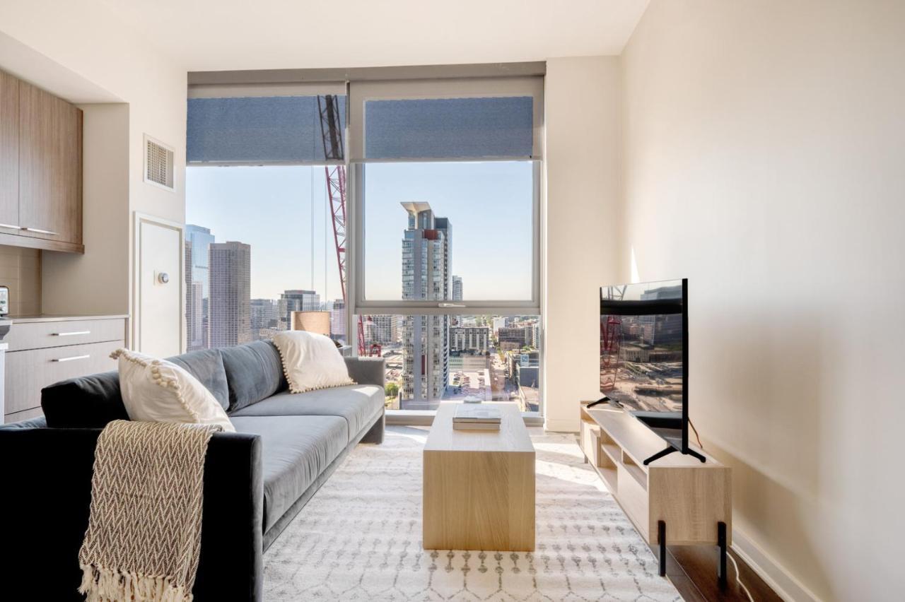 West Loop W Wd Gym Lounge Nr L Chi-778 Chicago