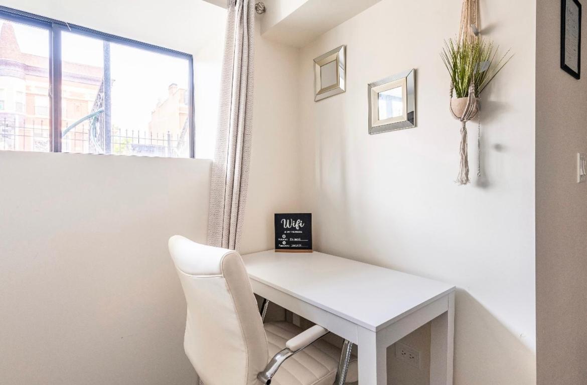 Apartment Cozy 2 Brm Mins Away From United Center Chicago