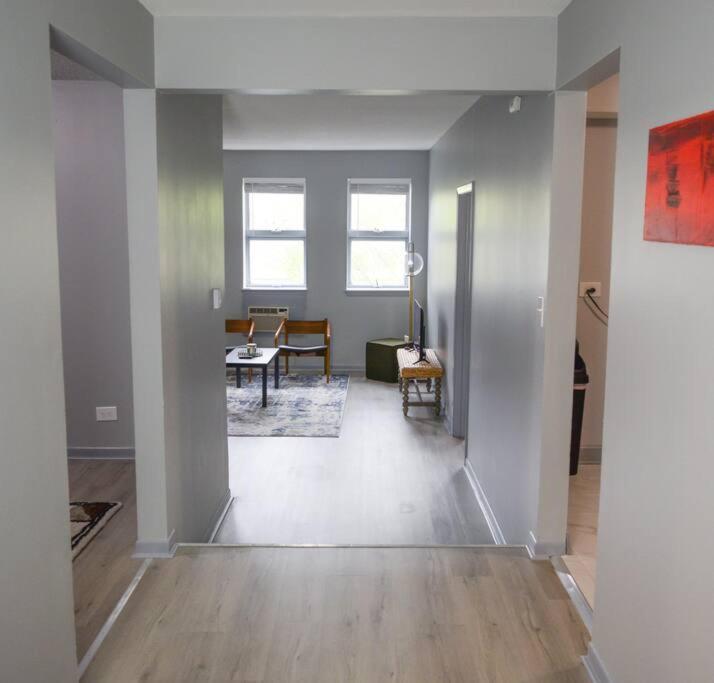 Cozy North Side For Exploring Apartment *