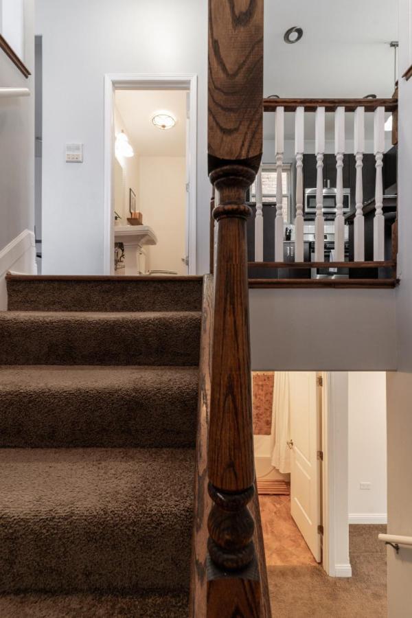 Flexhome Logan Square Duplex 3br S2 Chicago