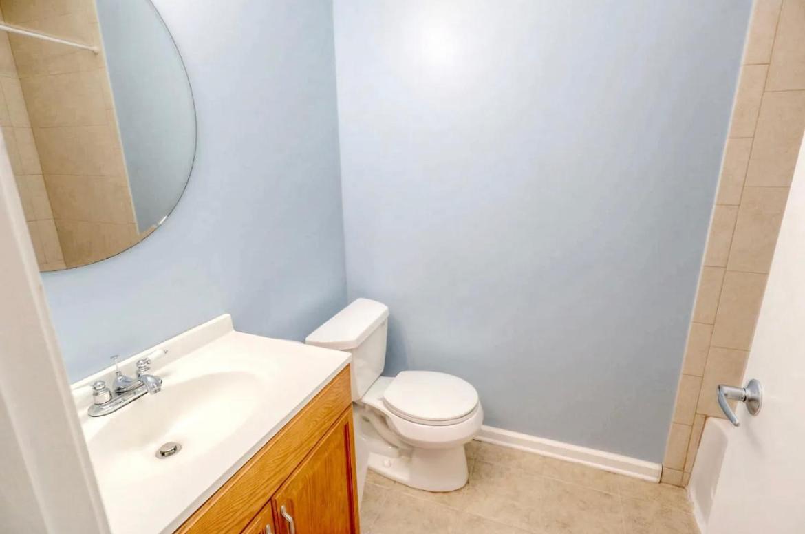 Lovely Near Hospitals, White Sox Park, And Mccormick Place Homestay *