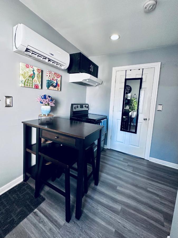 Tiny House - Pilsen Neighborhood * Chicago