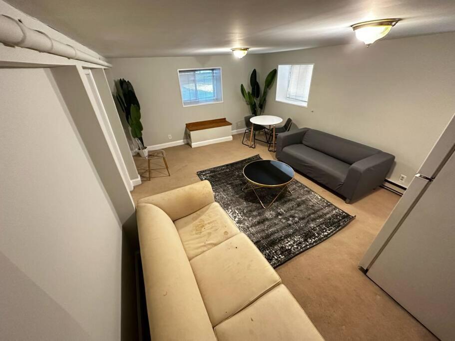 1 Bedroom Gem: Discover Andersonville's Garden Unit Chicago