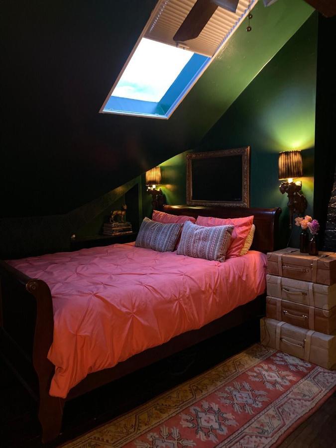 The Toscana Bed & Breakfast Chicago