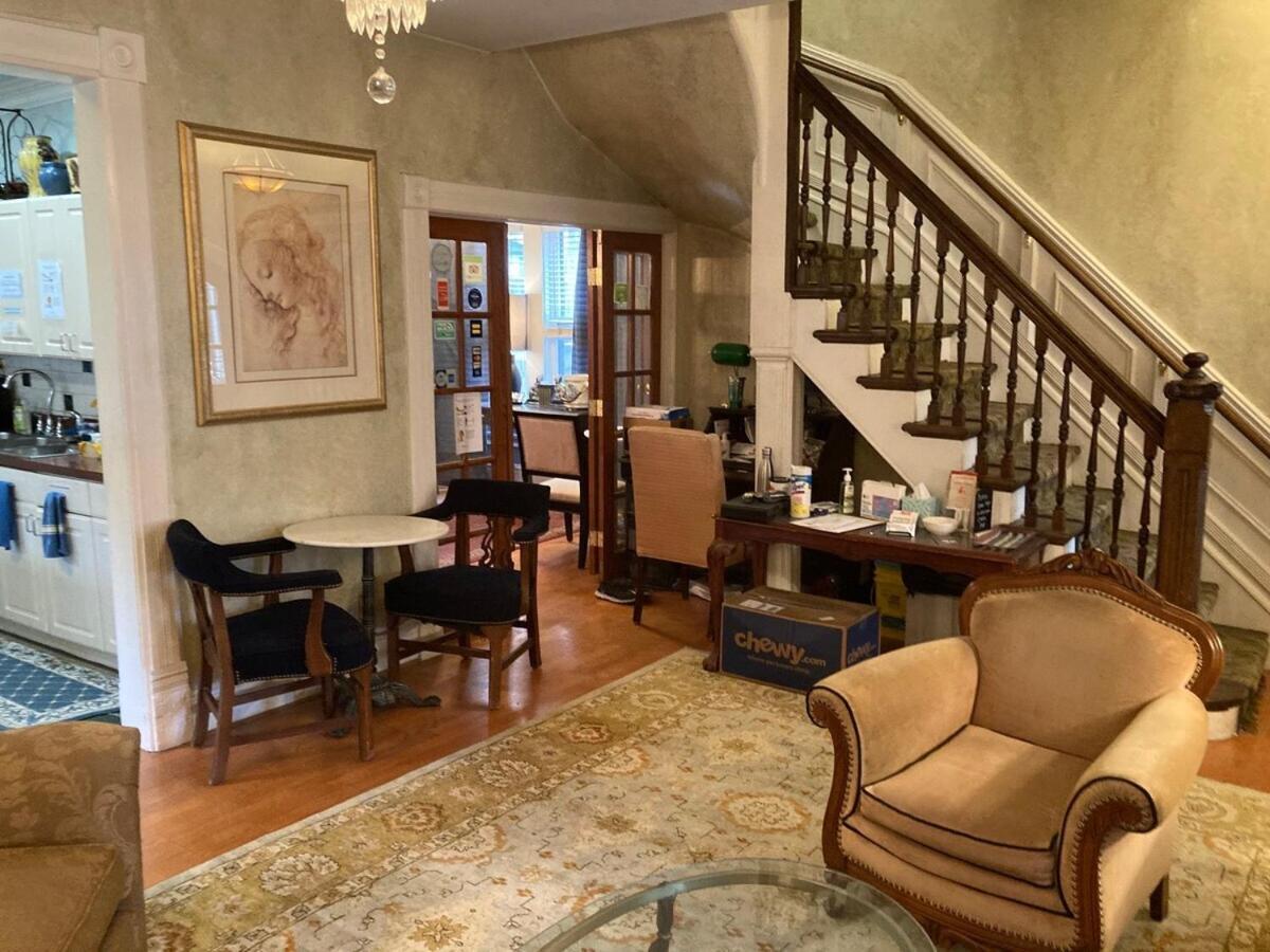 Bed & Breakfast The Toscana *