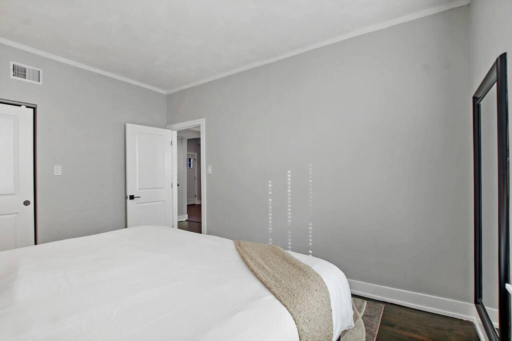 Apartment Comfortable 2br Apt - Sunnyside 2f