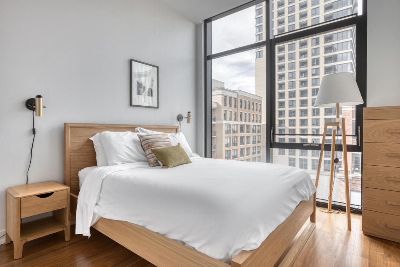 River N 3br W Gym Rooftop Nr L Park Chi-323 Apartment *