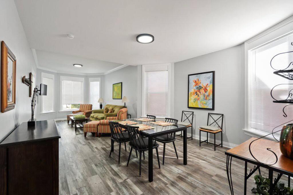 Newly Rehabbed Greystone With 2 Private Apartments, Backyard, Garage, Laundry, Close To Expressway Apartment