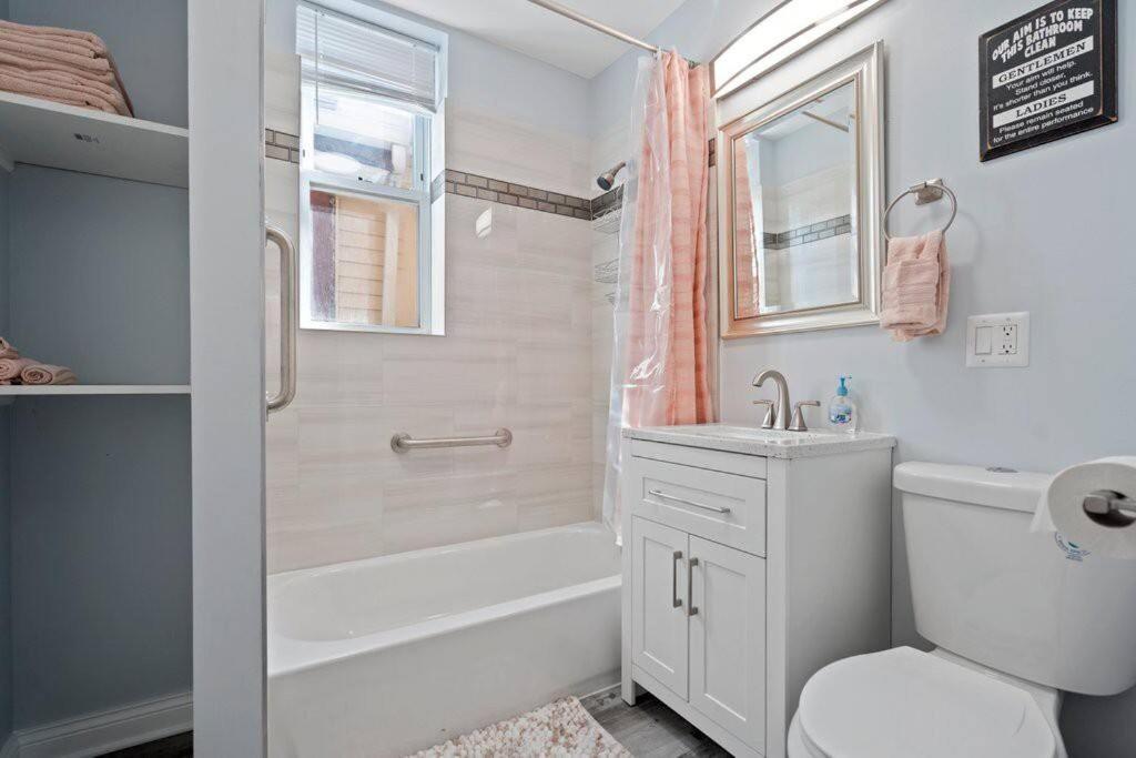 Newly Rehabbed Greystone With 2 Private Apartments, Backyard, Garage, Laundry, Close To Expressway * Chicago