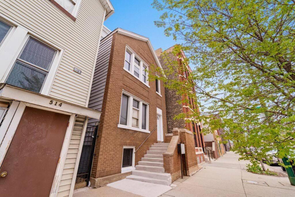Apartment Cozy, Top-floor 3br Loft With Balcony In West Town