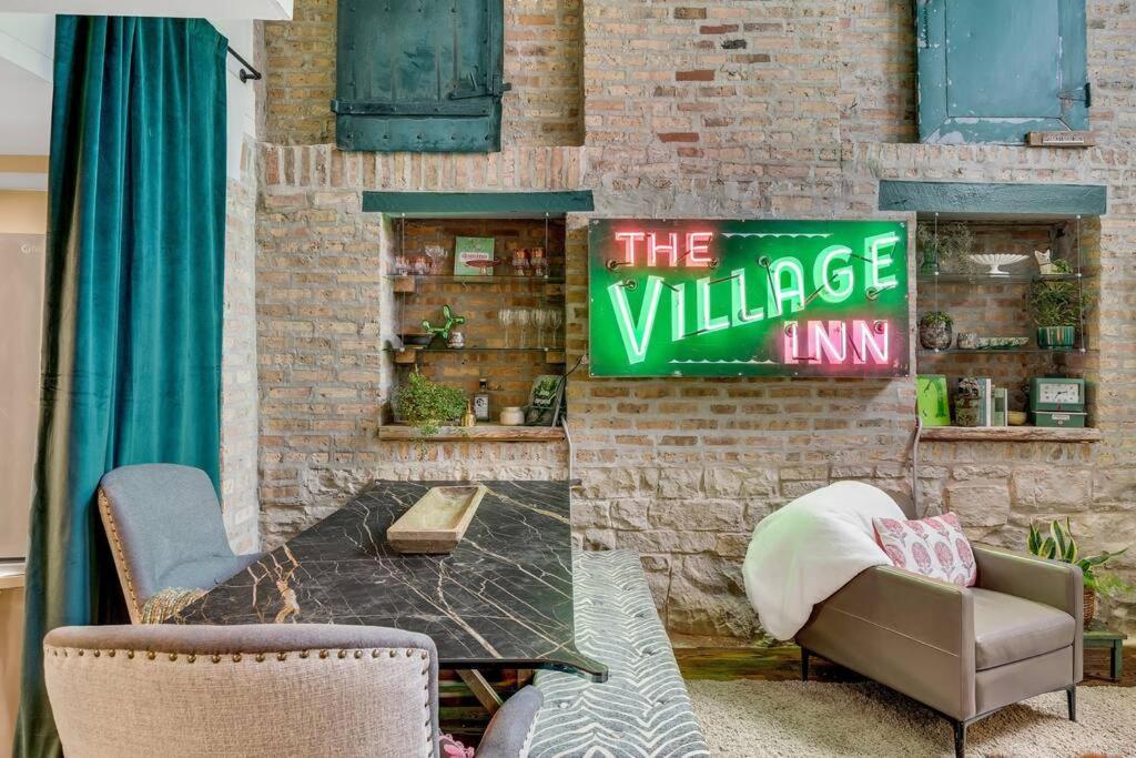 The Village By Dakota Gal Digs Holiday home *