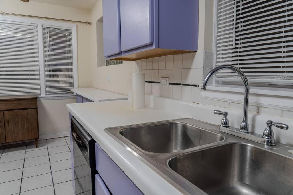 Living Bliss 3br Gem Near Parks And Dining