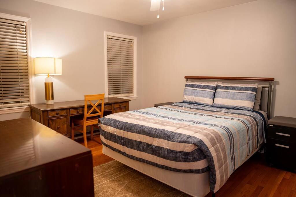 Apartment Living Bliss 3br Gem Near Parks And Dining