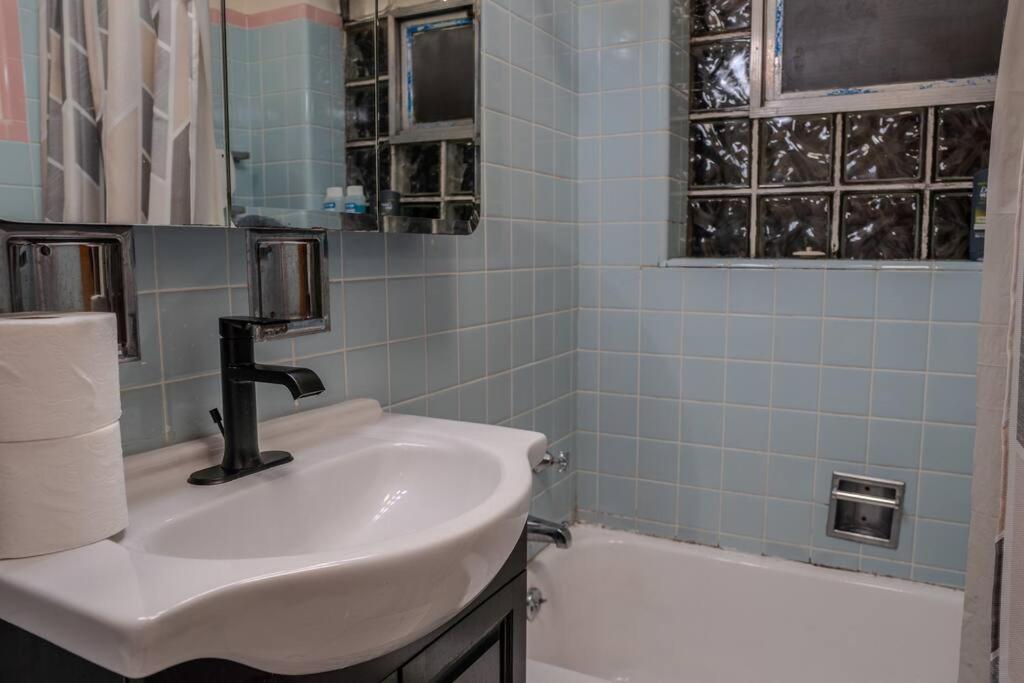 Living Bliss 3br Gem Near Parks And Dining